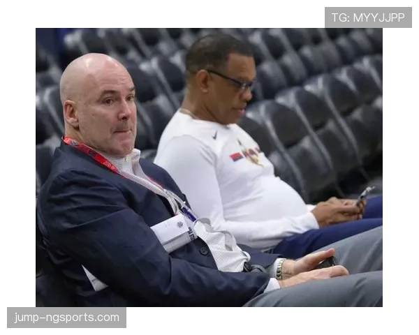 浓眉哥休赛期狂砸百万美元搞私人训练营，连厨师都配两个