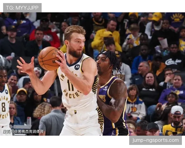 本泽马与劳塔罗：全能中锋与机会主义者的角色差异与战术价值解析